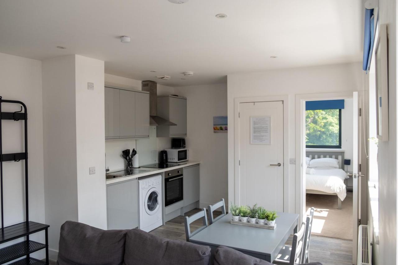Modern One Bedroom Apartment In Town Centre & 4 Min To The Beach Bournemouth Exterior foto